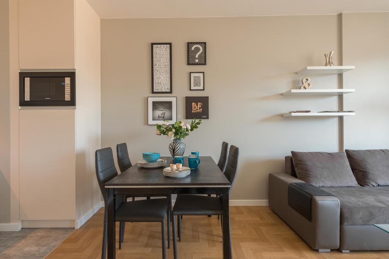 Konstruktorska P&O Serviced Apartments Варшава Экстерьер фото