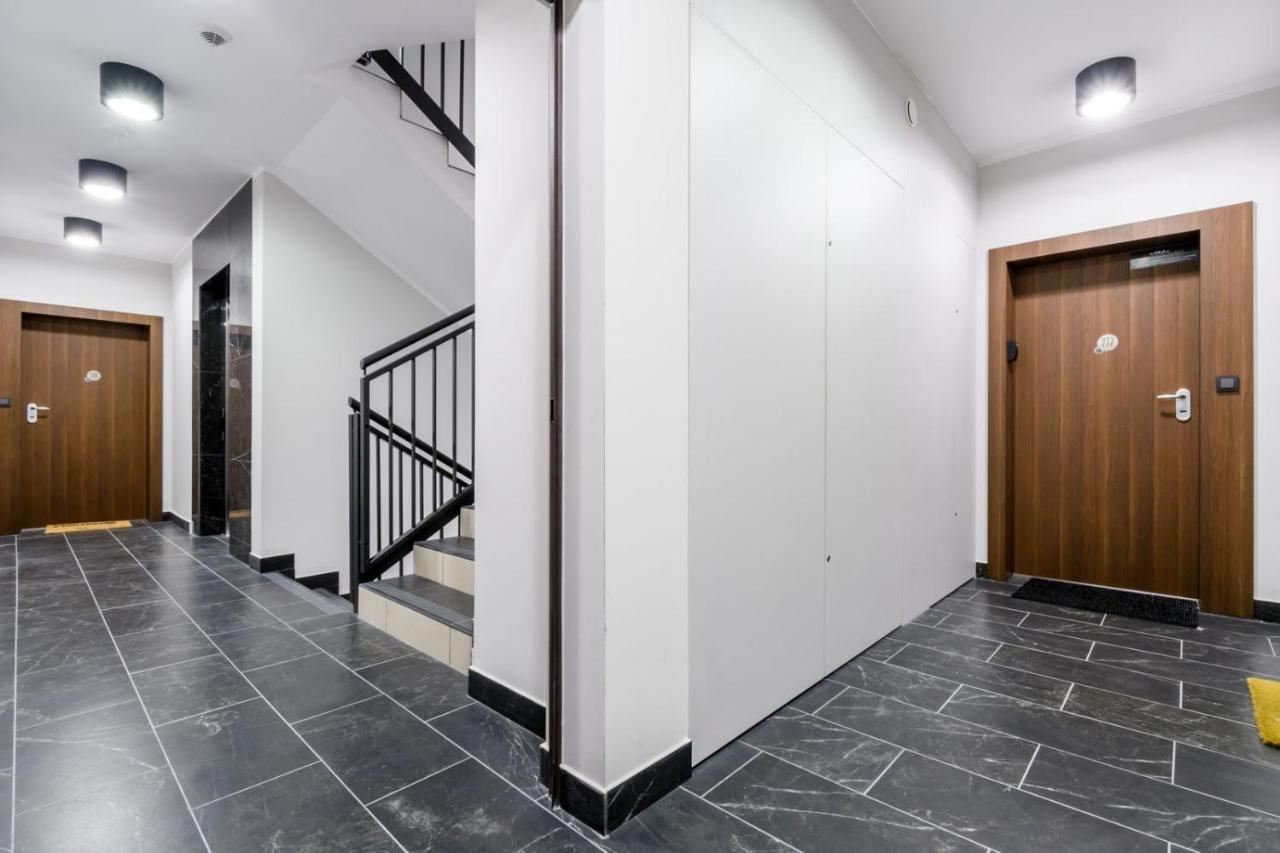 Konstruktorska P&O Serviced Apartments Варшава Экстерьер фото